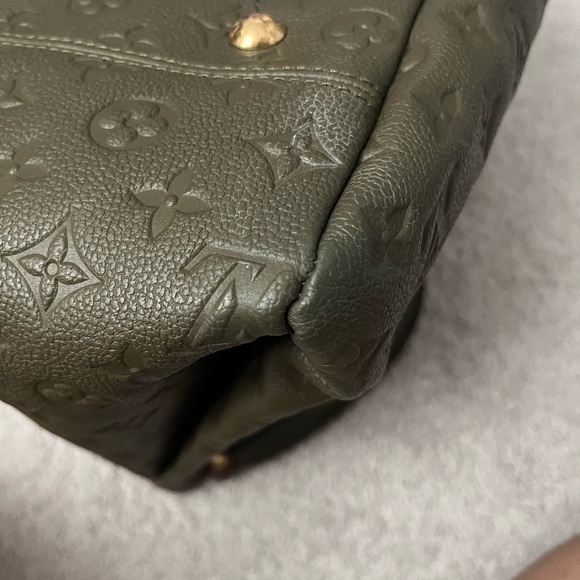 Louis Vuitton Artsy - Picture 9 of 10